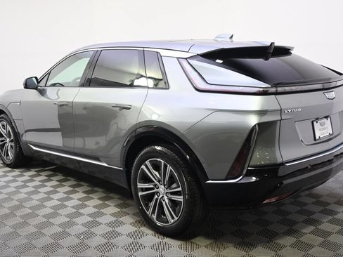 New 2026 Cadillac Lyriq Luxury AWD/4WD image 3