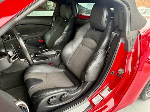 Used 2015 Nissan 370Z Touring Sport RWD image 21