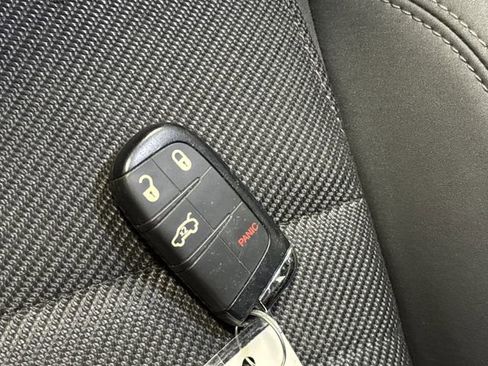 Used 2024 Dodge Hornet GT w/ GT Blacktop Package image 17