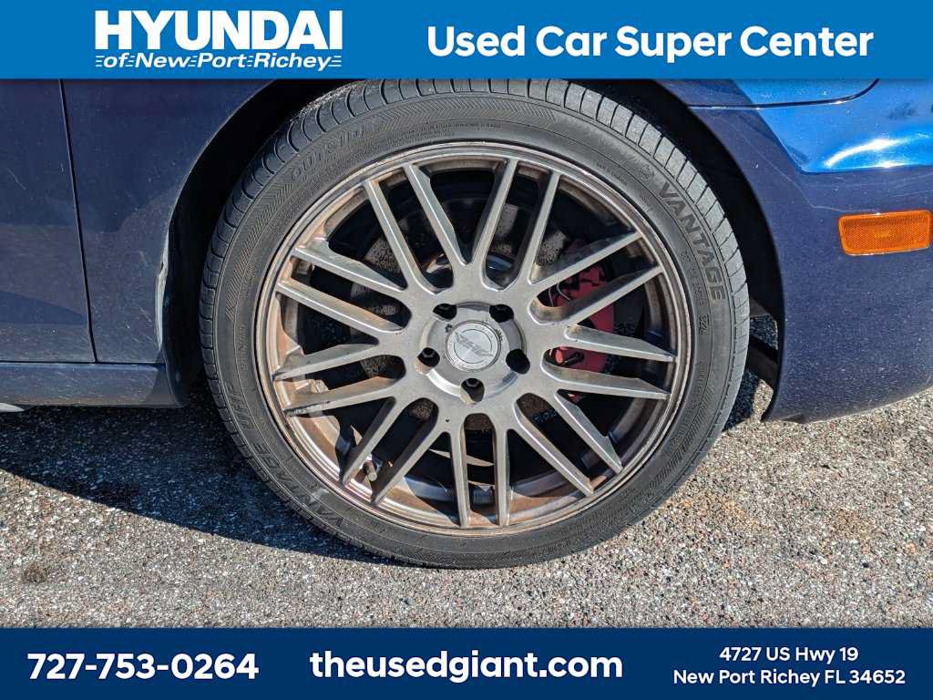 Used 2012 Volkswagen GTI 4-Door FWD image 9