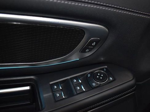 Used 2025 Ford Expedition Platinum w/ Stealth Performance Package image 13