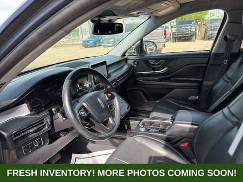 Used 2022 Lincoln Corsair FWD w/ Premium Package image 8