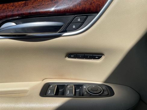 Used 2018 Cadillac XT5 Luxury AWD/4WD image 24