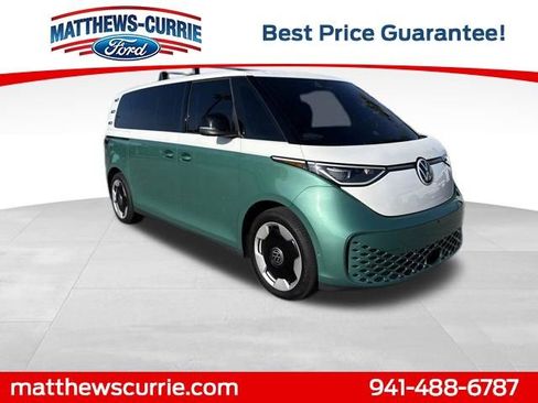 Used 2025 Volkswagen ID. Buzz Pro S Plus RWD image 1