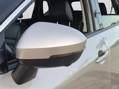 Used 2021 Nissan Rogue SL w/ Premium Package FWD image 8