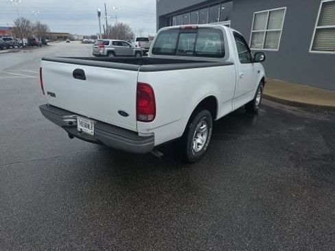 Used 1998 Ford F150 XLT image 6