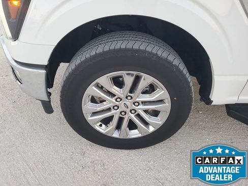 Used 2024 Ford F150 Lariat w/ FX4 Off-Road Package image 19