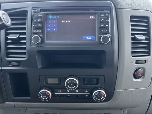 Used 2019 Nissan NV 3500 SL image 25