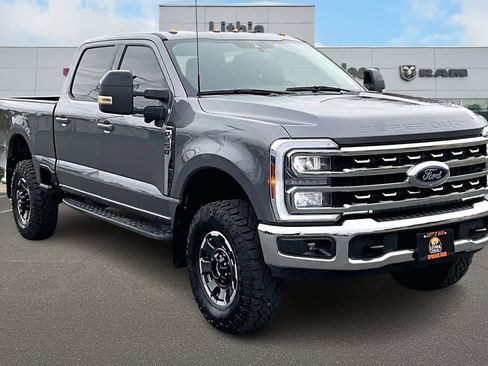 Used 2024 Ford F250 Lariat w/ Tremor Off-Road Package image 22