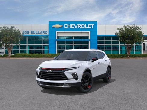 New 2025 Chevrolet Blazer LT w/ Redline Edition FWD image 44