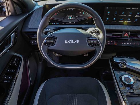 Used 2022 Kia EV6 GT-Line image 16