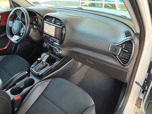 Used 2023 Kia Soul GT-Line image 21