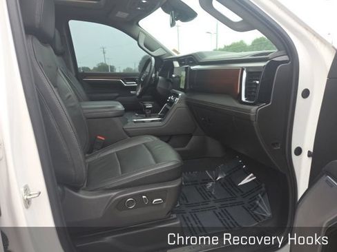 Used 2025 GMC Sierra 1500 Denali AWD/4WD image 65