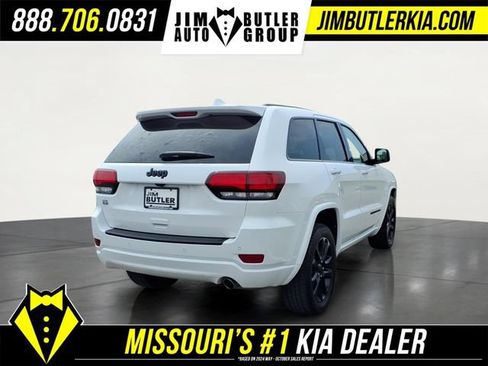 Used 2021 Jeep Grand Cherokee Laredo X AWD/4WD image 25