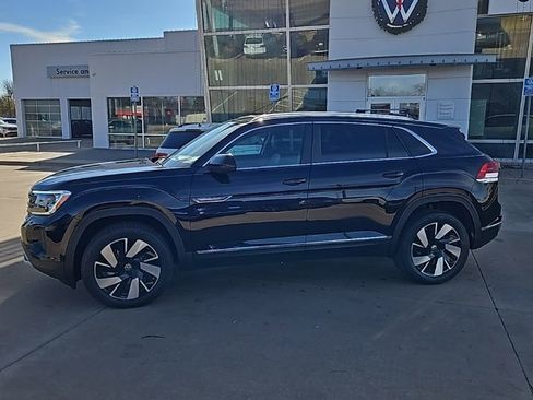 New 2026 Volkswagen Atlas Cross Sport SEL AWD/4WD image 8