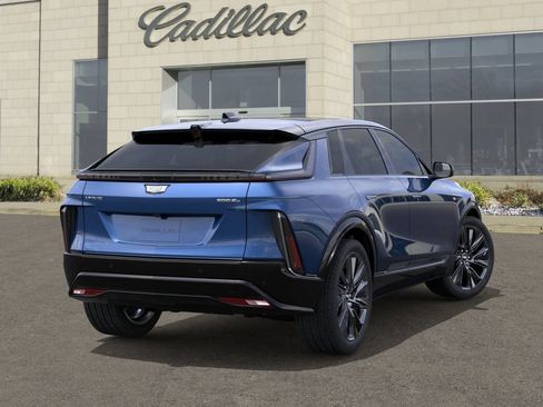 New 2026 Cadillac Lyriq Signature Sport w/ Nappa Leather Package AWD/4WD image 4