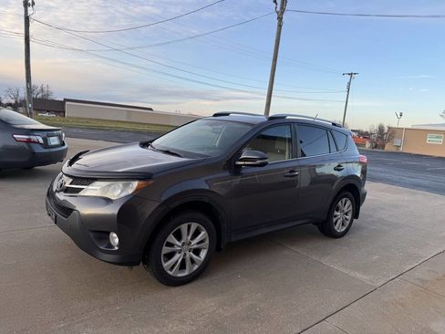 Used 2013 Toyota RAV4 Limited image 22