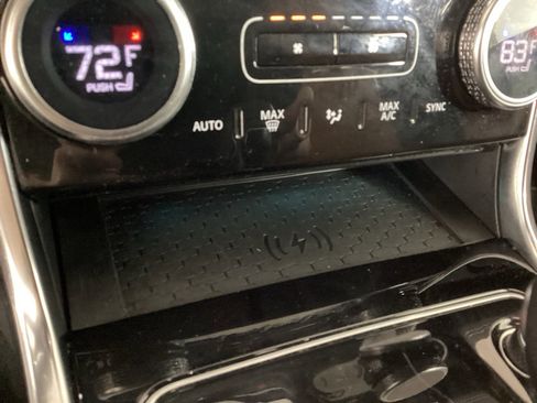 Used 2020 Jaguar XE R-Dynamic S image 29