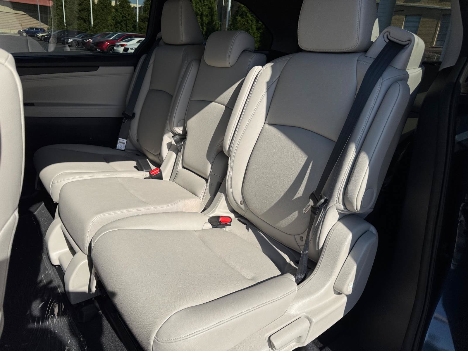 New 2027 Honda Odyssey EX-L image 5