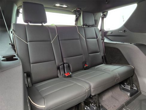 New 2026 Cadillac Escalade Sport w/ Touring Package AWD/4WD image 32