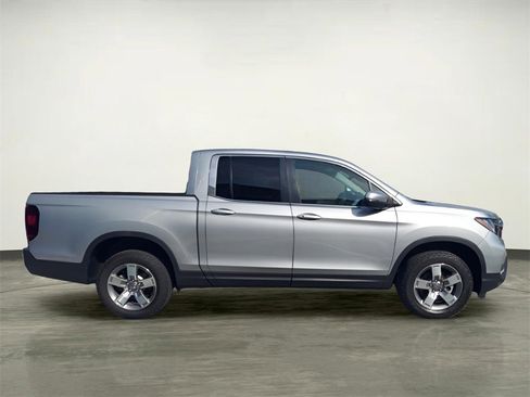 Used 2025 Honda Ridgeline RTL image 5