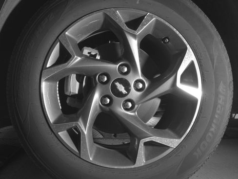 Used 2025 Chevrolet Trax LT FWD image 12