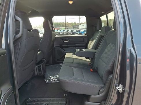 New 2026 RAM 1500 Express AWD/4WD image 13