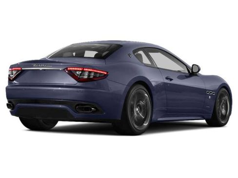 Used 2015 Maserati GranTurismo MC RWD image 2