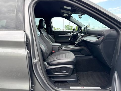 Used 2025 Ford Explorer ST-Line AWD/4WD image 11