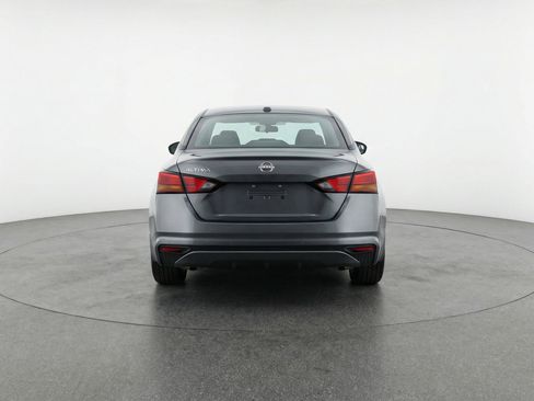 Used 2025 Nissan Altima 2.5 SV image 7