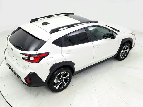 Used 2025 Subaru Crosstrek 2.0i Premium AWD/4WD image 17