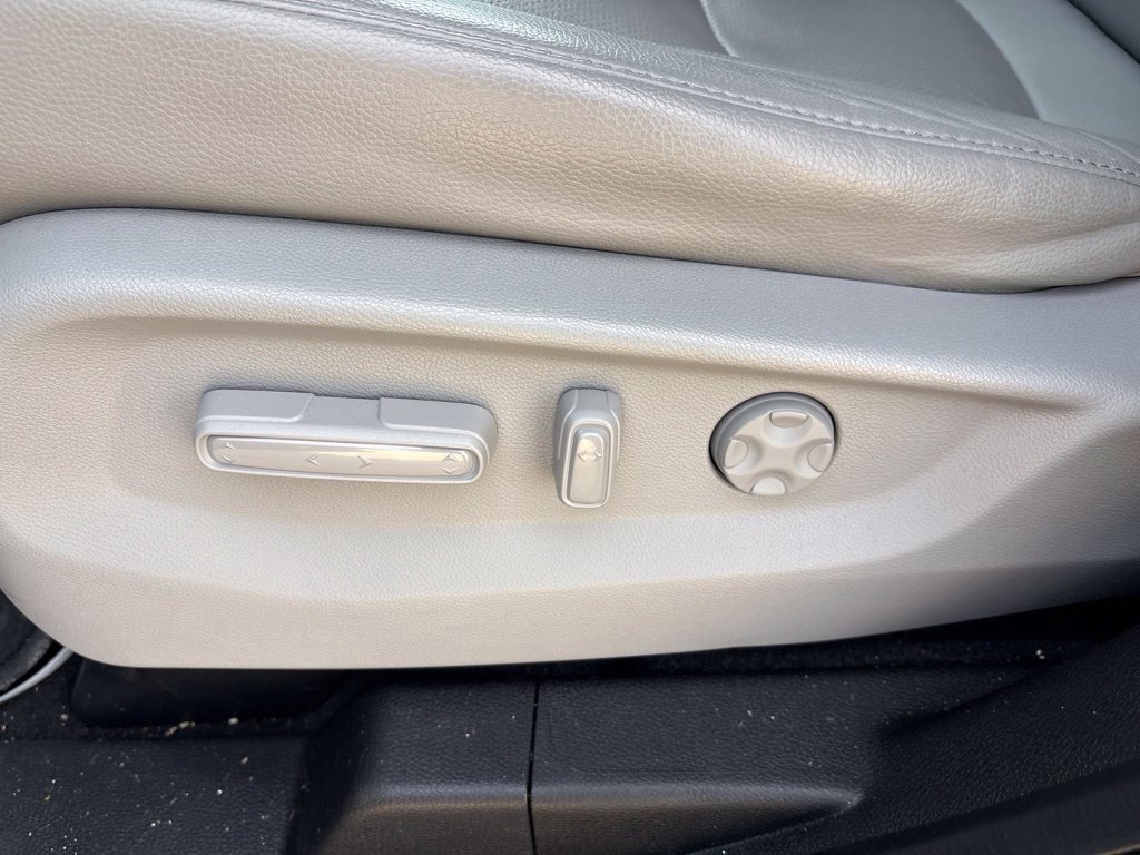 Used 2019 Honda Odyssey Elite image 12