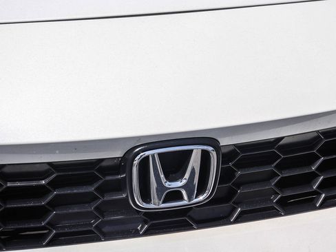 Certified 2025 Honda Civic Sport image 4