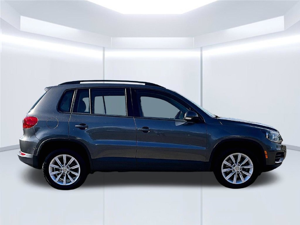 Used 2018 Volkswagen Tiguan Limited AWD/4WD image 36