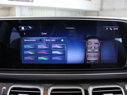 Used 2024 Mercedes-Benz GLS 450 4MATIC image 29