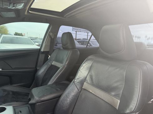 Used 2012 Toyota Camry SE image 22