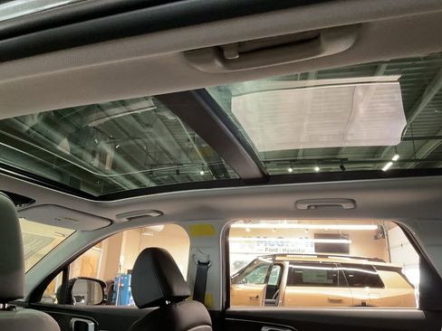 New 2026 Kia Sorento EX AWD/4WD image 9