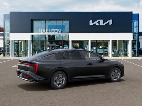 New 2026 Kia K4 FWD image 6