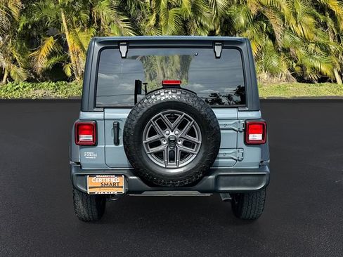 Used 2024 Jeep Wrangler Unlimited Sport AWD/4WD image 7
