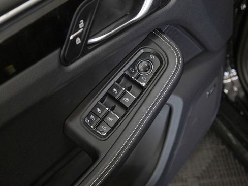 Certified 2023 Porsche Macan GTS AWD/4WD image 25