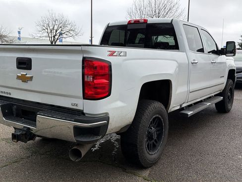 Used 2019 Chevrolet Silverado 2500 LTZ w/ Duramax Plus Package image 5