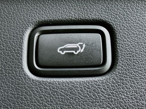 Used 2024 Hyundai Palisade SEL FWD image 31