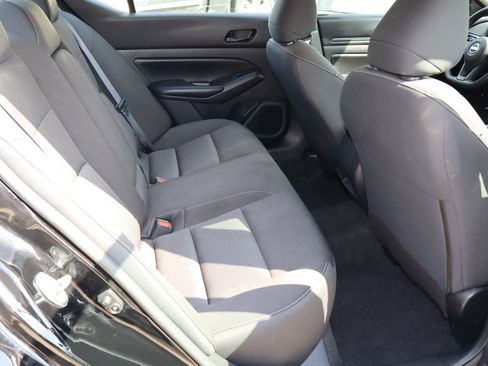 Used 2023 Nissan Altima 2.5 S FWD image 19