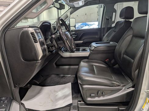 Used 2019 Chevrolet Silverado 3500 LTZ w/ Duramax Plus Package AWD/4WD image 17