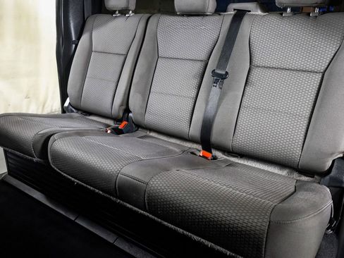 Used 2020 Ford F250 XLT image 30