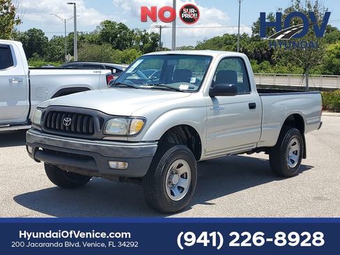 Used 2003 Toyota Tacoma PreRunner RWD image 4