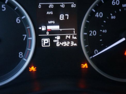 Used 2021 Nissan Kicks S image 18