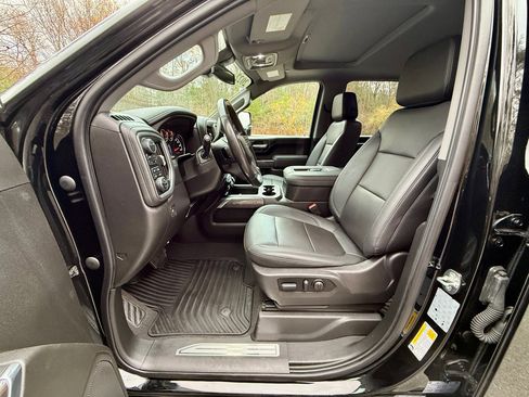 Used 2022 Chevrolet Silverado 2500 LTZ w/ LTZ Plus Package image 15