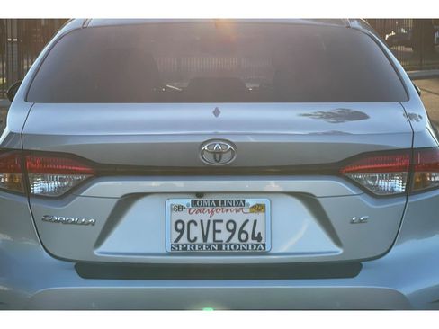 Used 2022 Toyota Corolla LE image 13