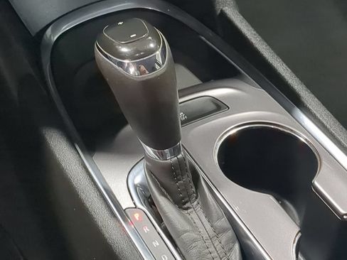 Used 2020 Chevrolet Malibu LT FWD image 34